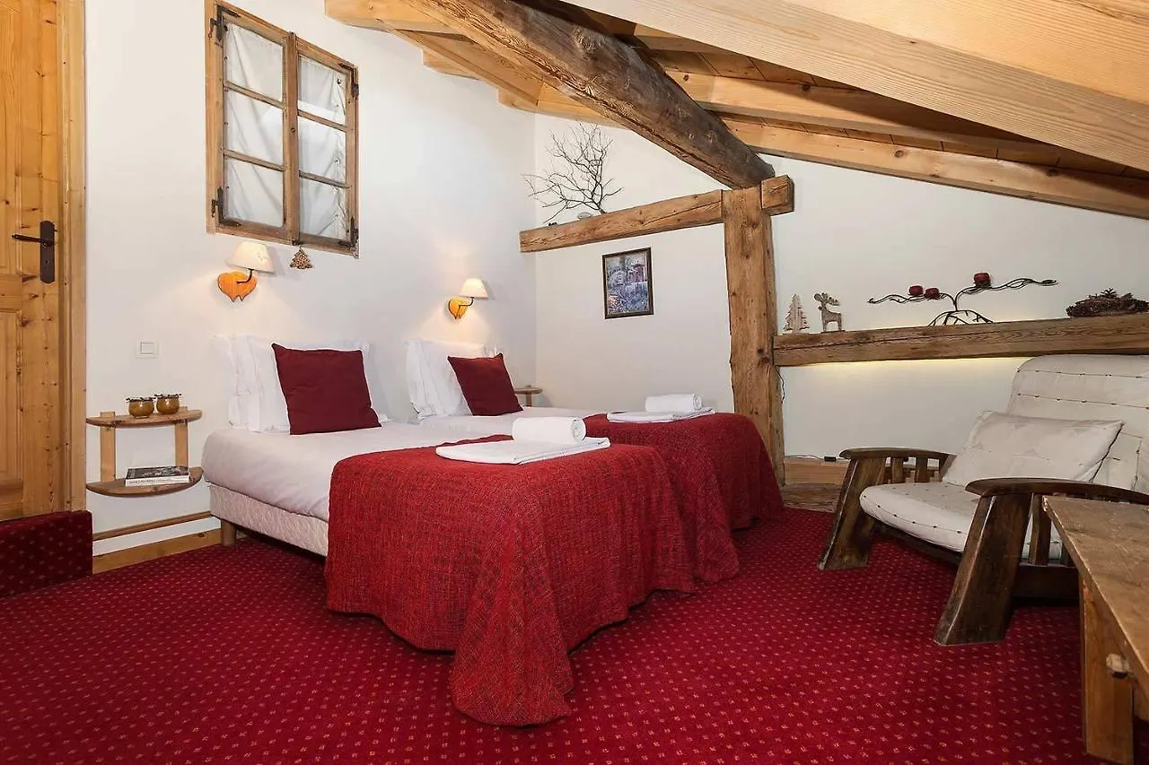 Chalet Pele - Alpes Travel - Central Chamonix - Sleeps 11 0*,
